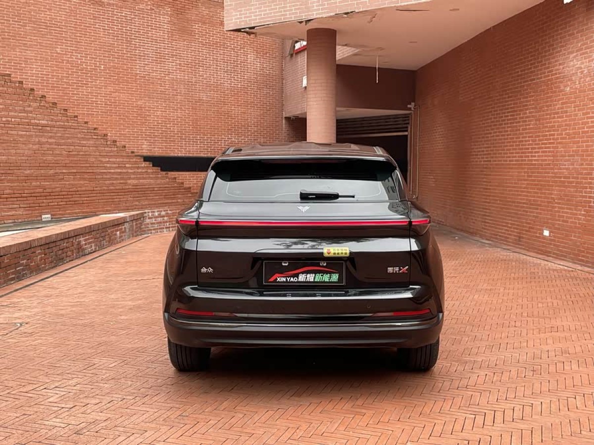 哪吒汽车 哪吒X 2024 #6 哪吒汽车 哪吒X 2024 汽车图片 #6