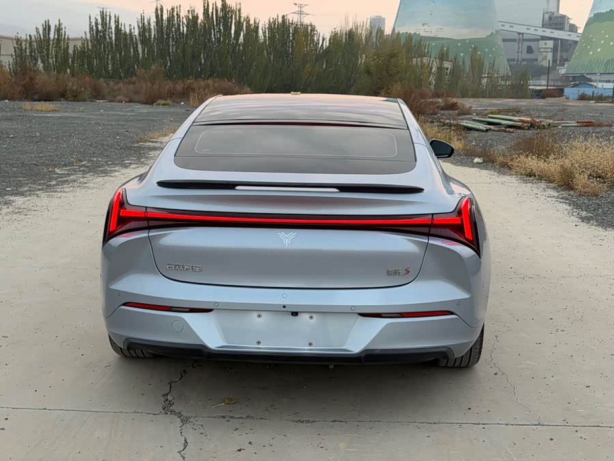 哪吒汽车 哪吒S 2023 #6 哪吒汽车 哪吒S 2023 汽车图片 #6