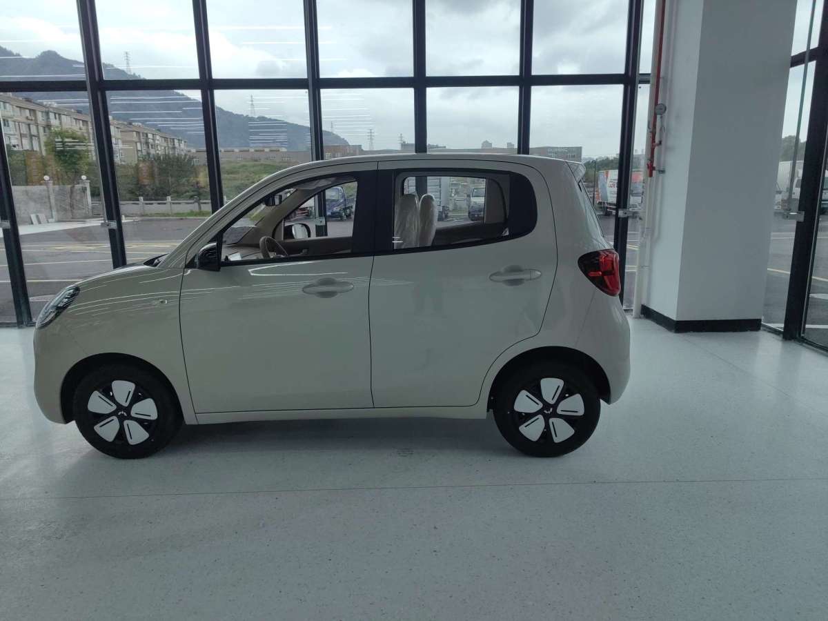 Wuling Hongguang MINI EV 2025 car image #6