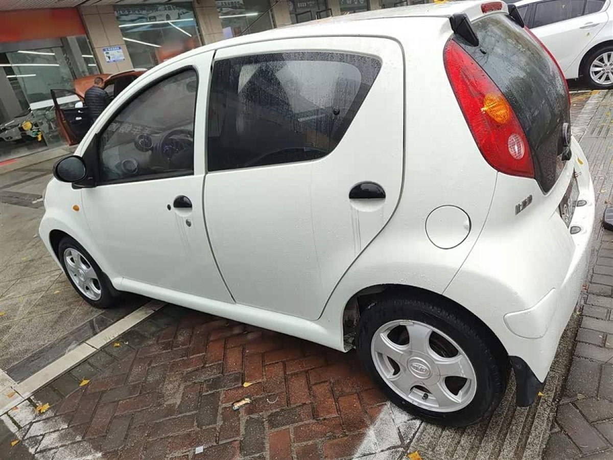 BYD F0 2014 car image #6