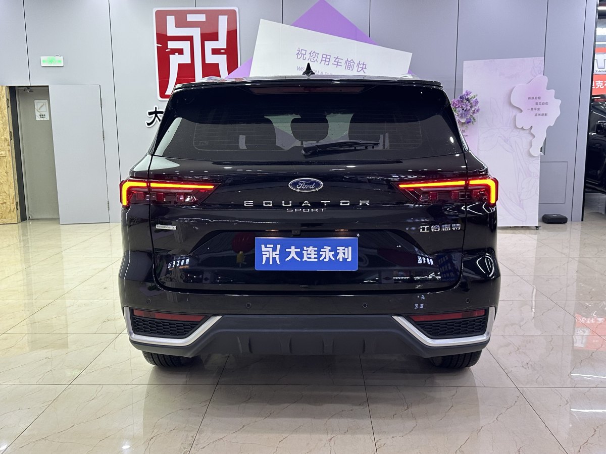 Ford Equator Sport 2024 immagine di auto #6