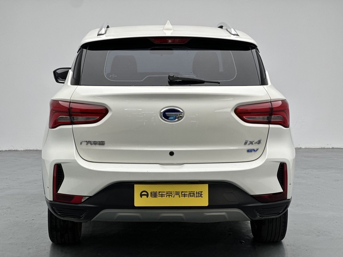 GAC ix4 2018 #6 GAC ix4 2018 car image #6