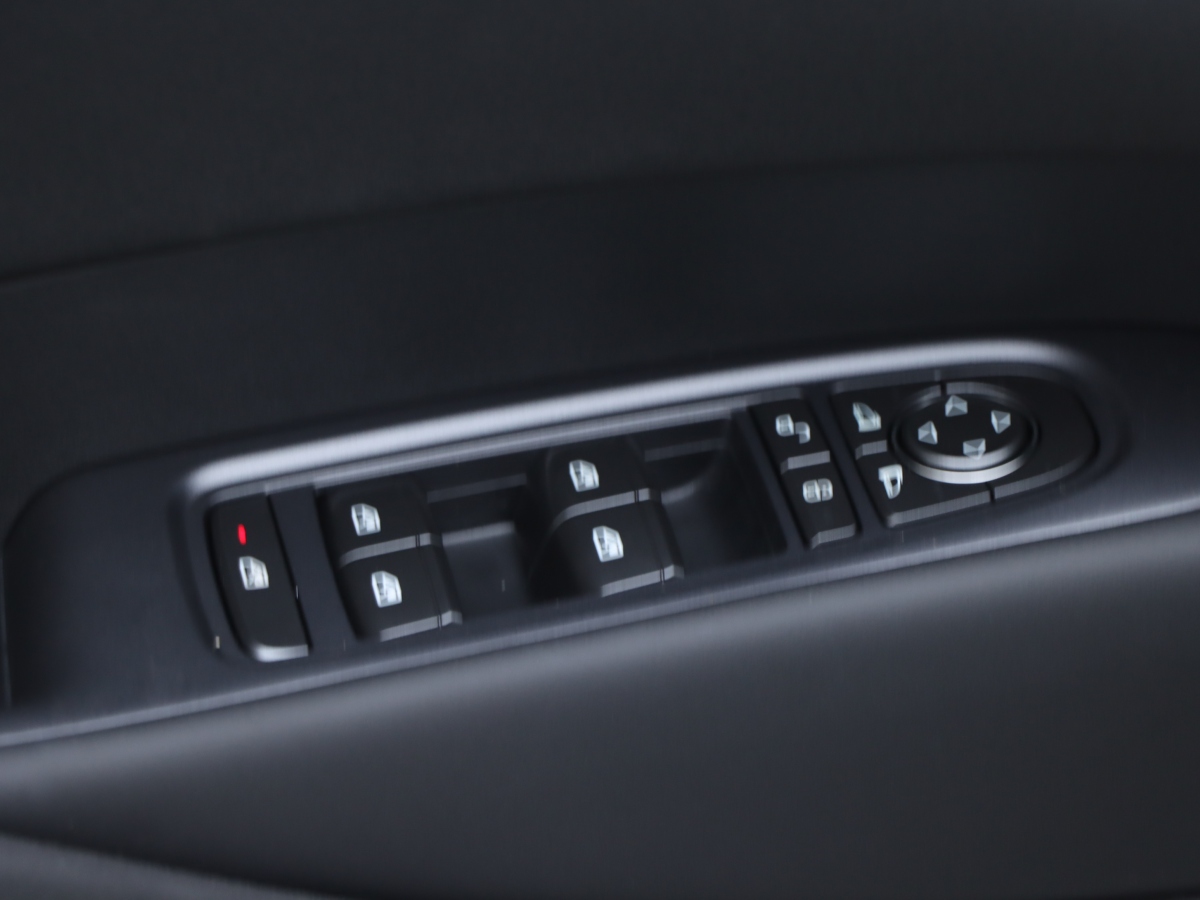 BYD Seal 06 DM-i 2025 immagine di auto #6