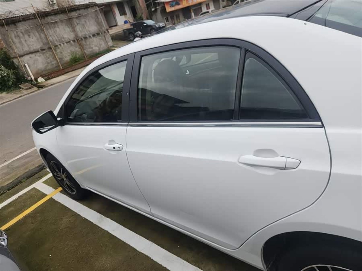 BYD SuRui 2015 #6 BYD SuRui 2015 car image #6