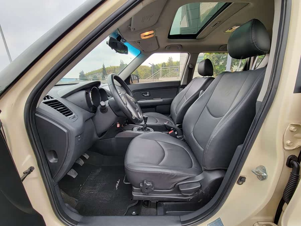 Kia Soul 2011 imagen de coche #6