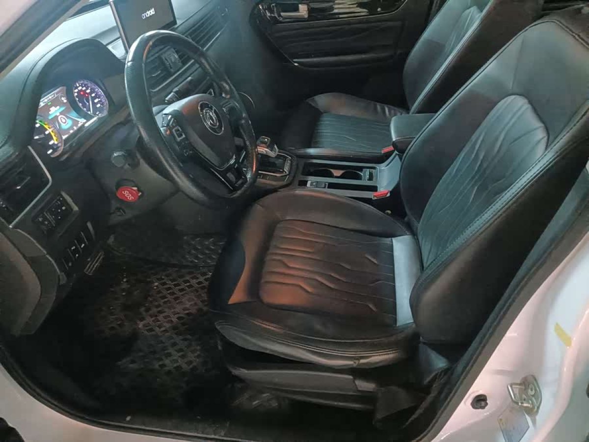 Forthing JOYEAR S50 2021 #6 Forthing JOYEAR S50 2021 car image #6