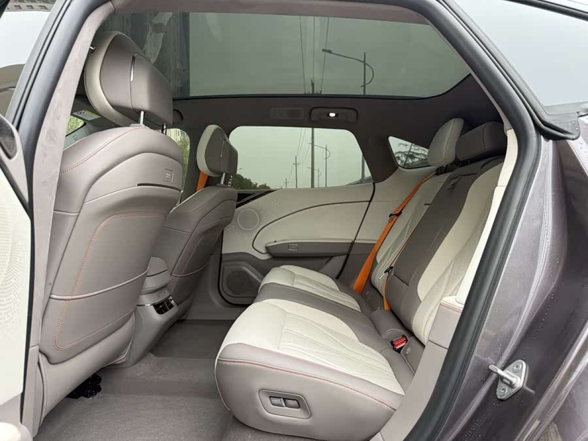 极氪 极氪007GT 2025 汽车图片 #6