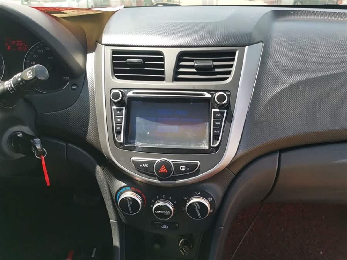 Hyundai Reina Hatchback 2015 #6 Hyundai Reina Hatchback 2015 immagine di auto #6