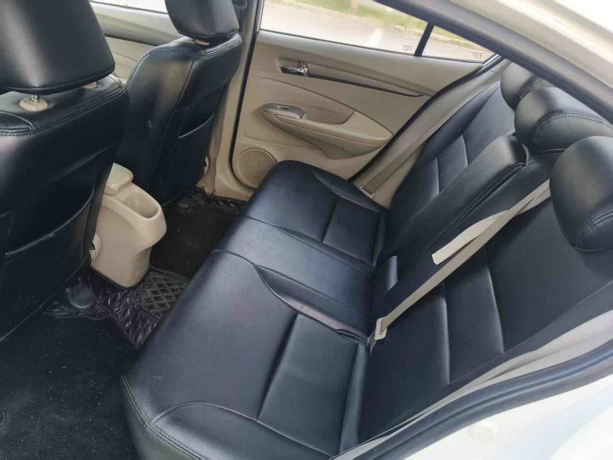 Honda City 2014 imagem de carro #6