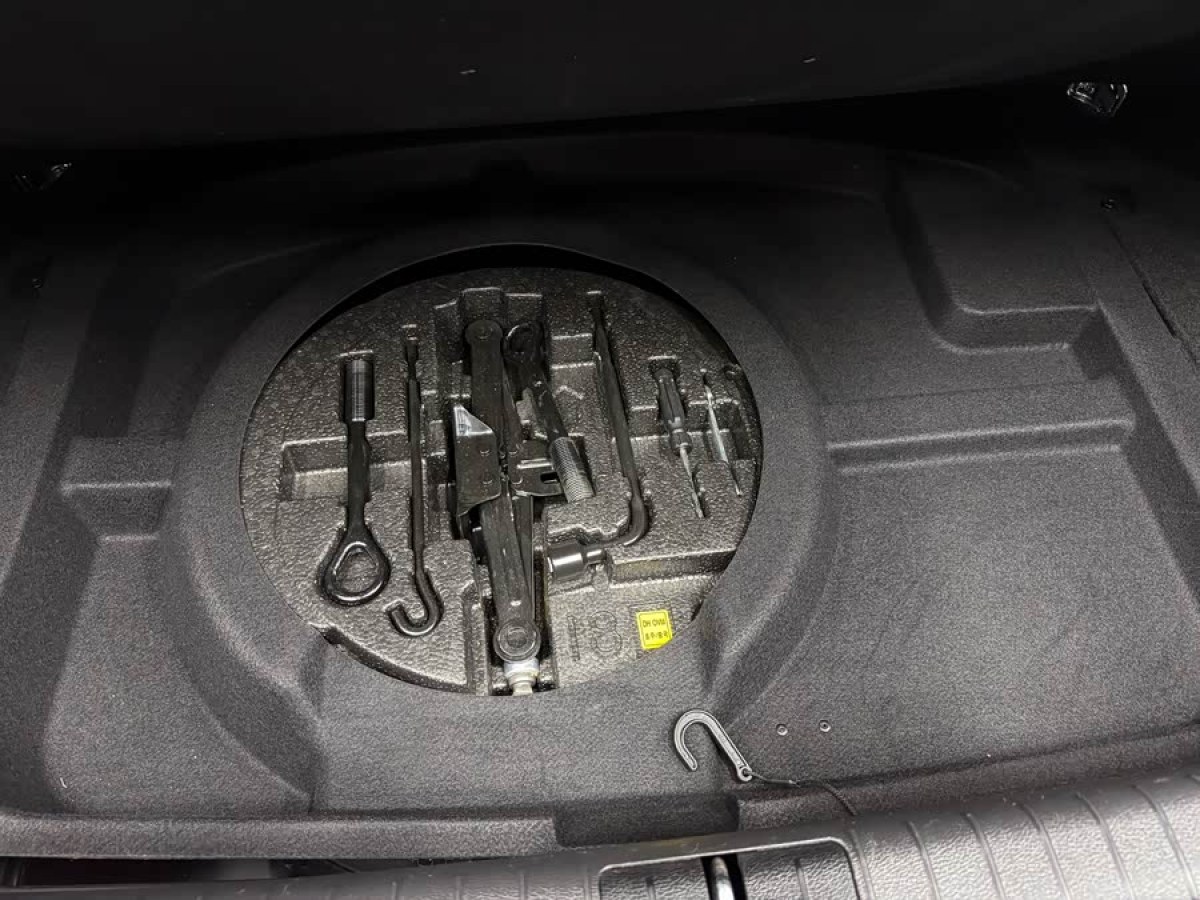 Hyundai Genesis 2015 #6 Hyundai Genesis 2015 car image #6