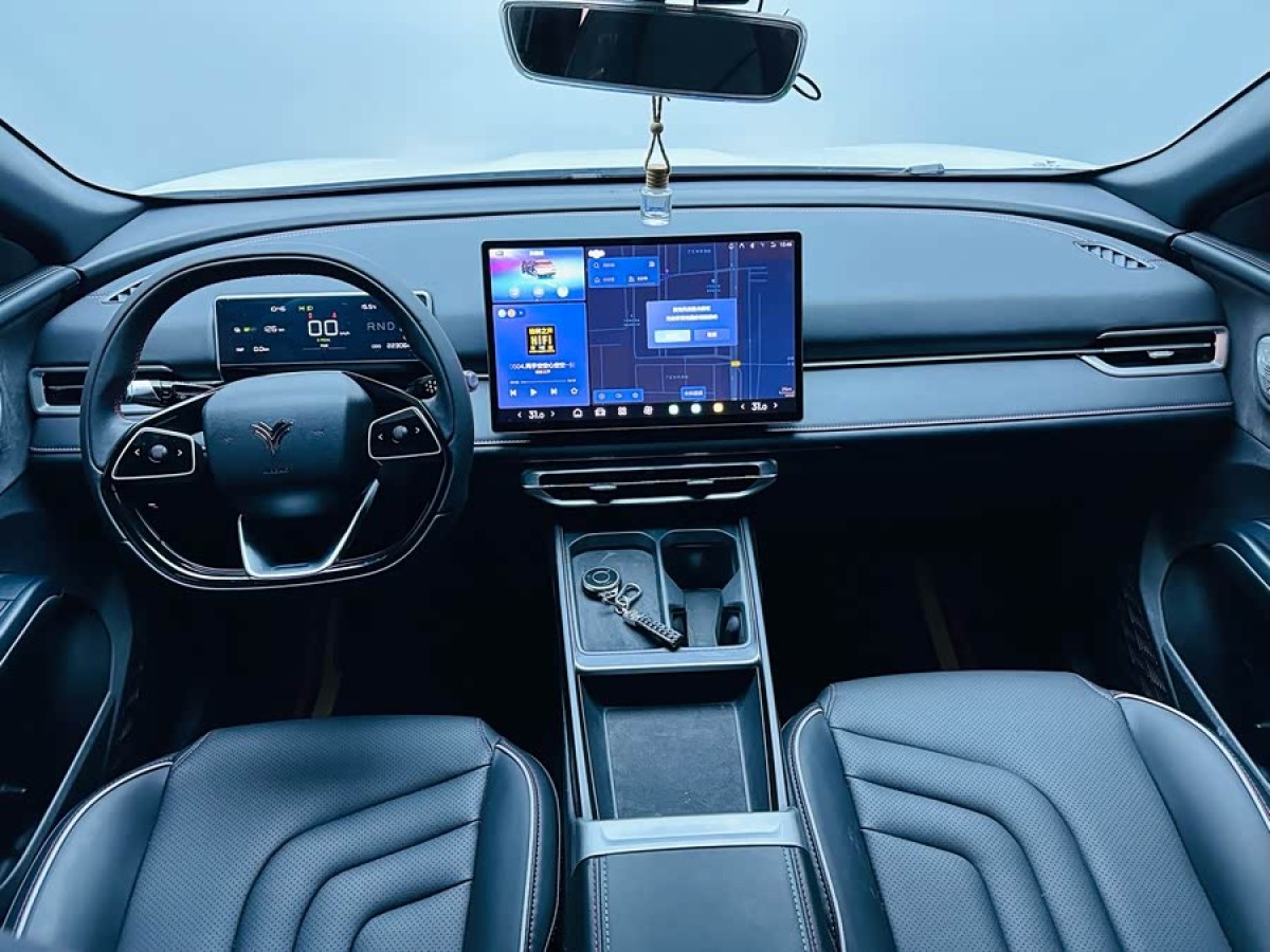 哪吒汽车 哪吒X 2024 汽车图片 #6