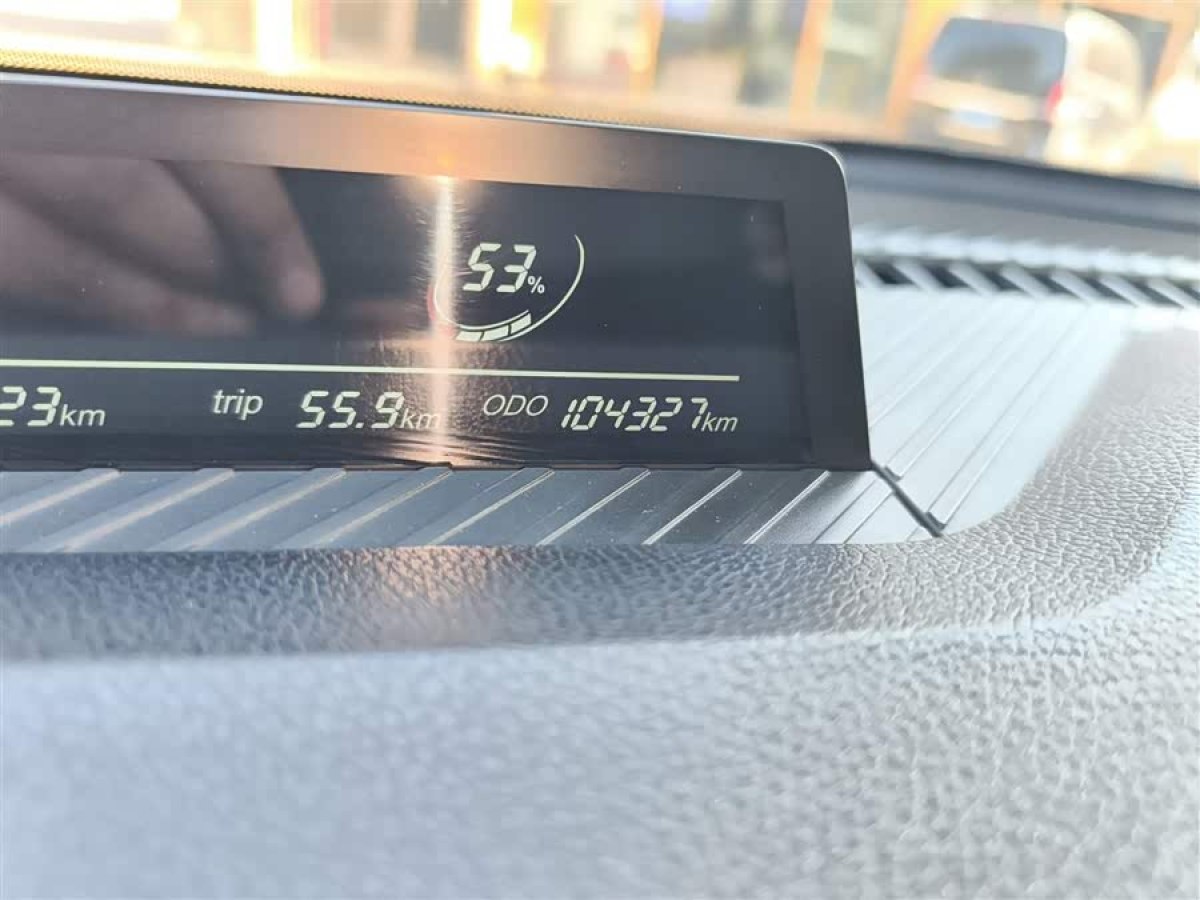 哪吒汽车 哪吒AYA 2023 汽车图片 #6