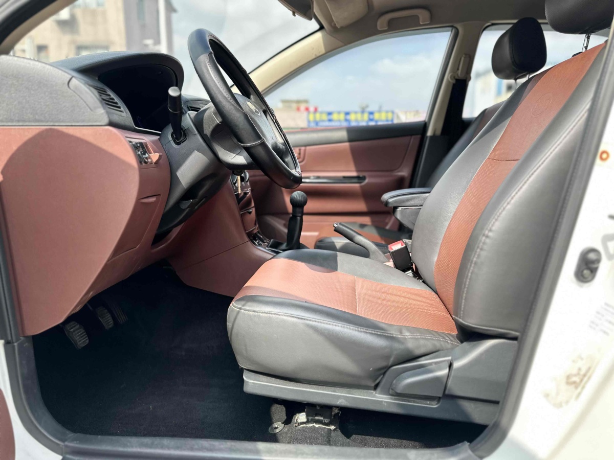 BYD F3 2016 car image #6