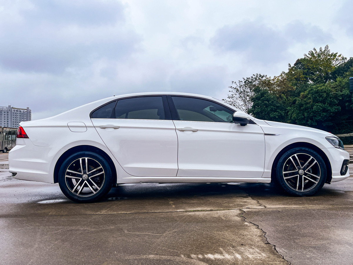 Volkswagen Lamando 2021 imagem de carro #6