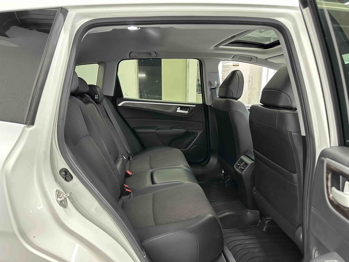 Honda Jade 2018 car image #6