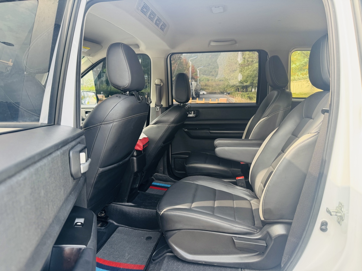 五菱汽车 五菱宏光PLUS 2021 汽车图片 #6