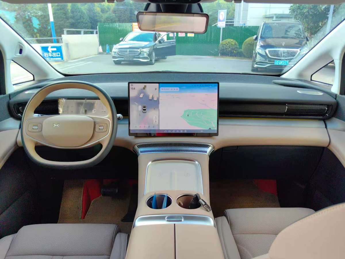 Xpeng X9 2024 imagem de carro #6