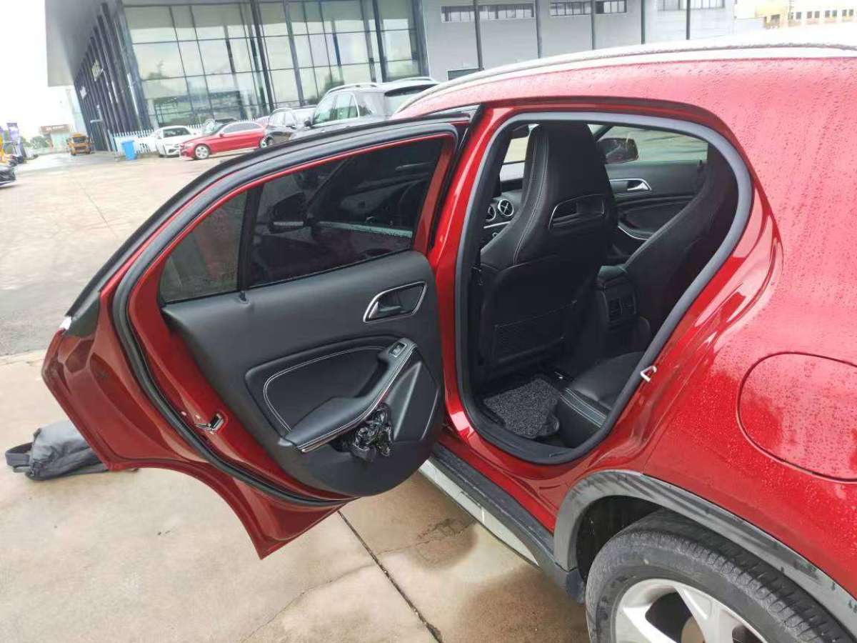 Mercedes-Benz GLA Class (Imported) 2018 #6 Mercedes-Benz GLA Class (Imported) 2018 car image #6