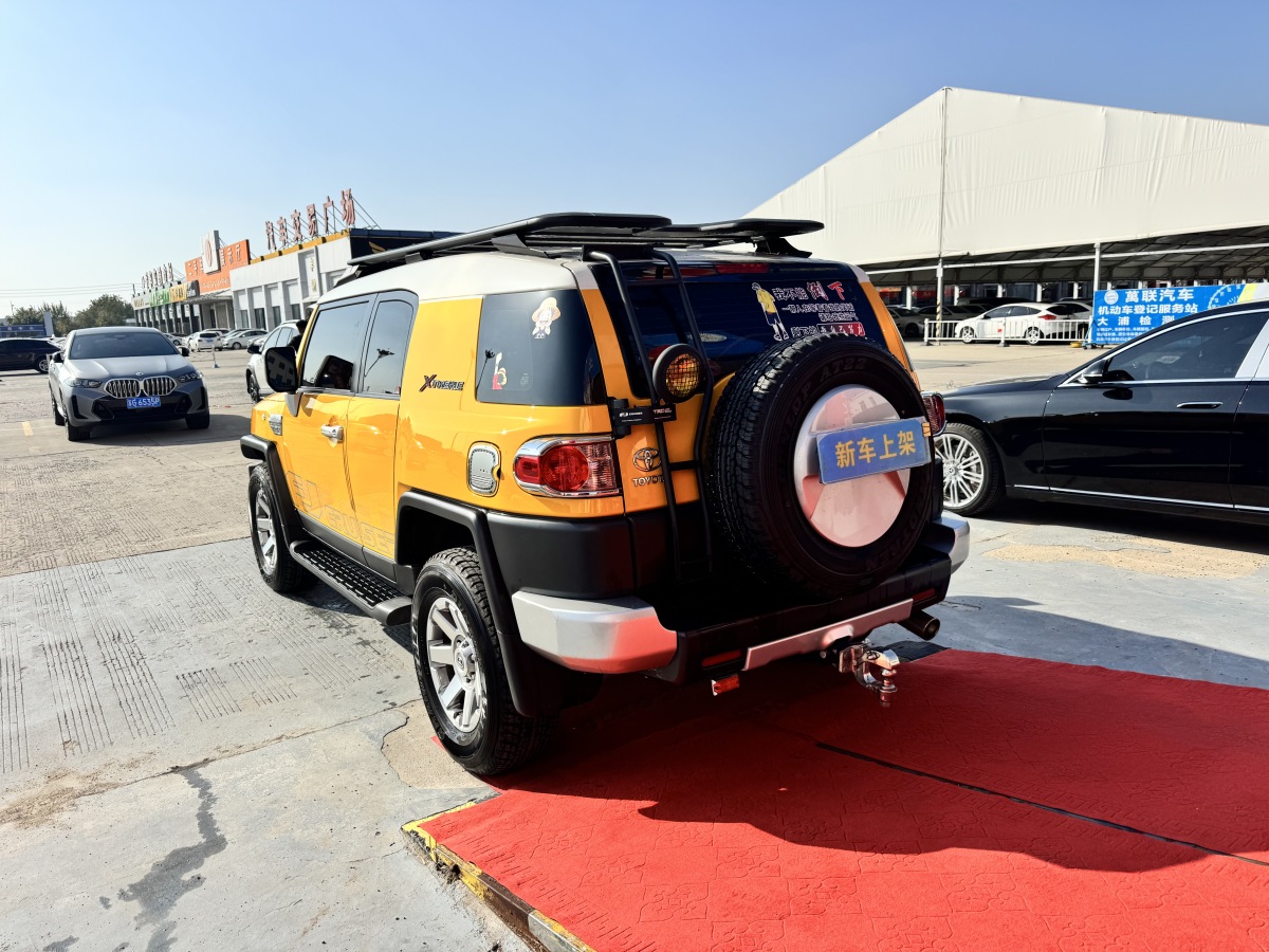 Toyota FJ Cruiser 2024 #6 Toyota FJ Cruiser 2024 car image #6