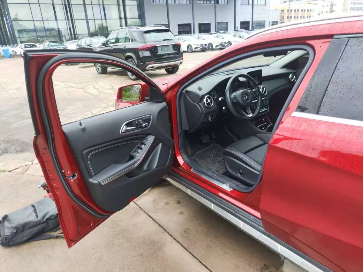 Mercedes-Benz GLA Class (Imported) 2018 #6 Mercedes-Benz GLA Class (Imported) 2018 car image #6