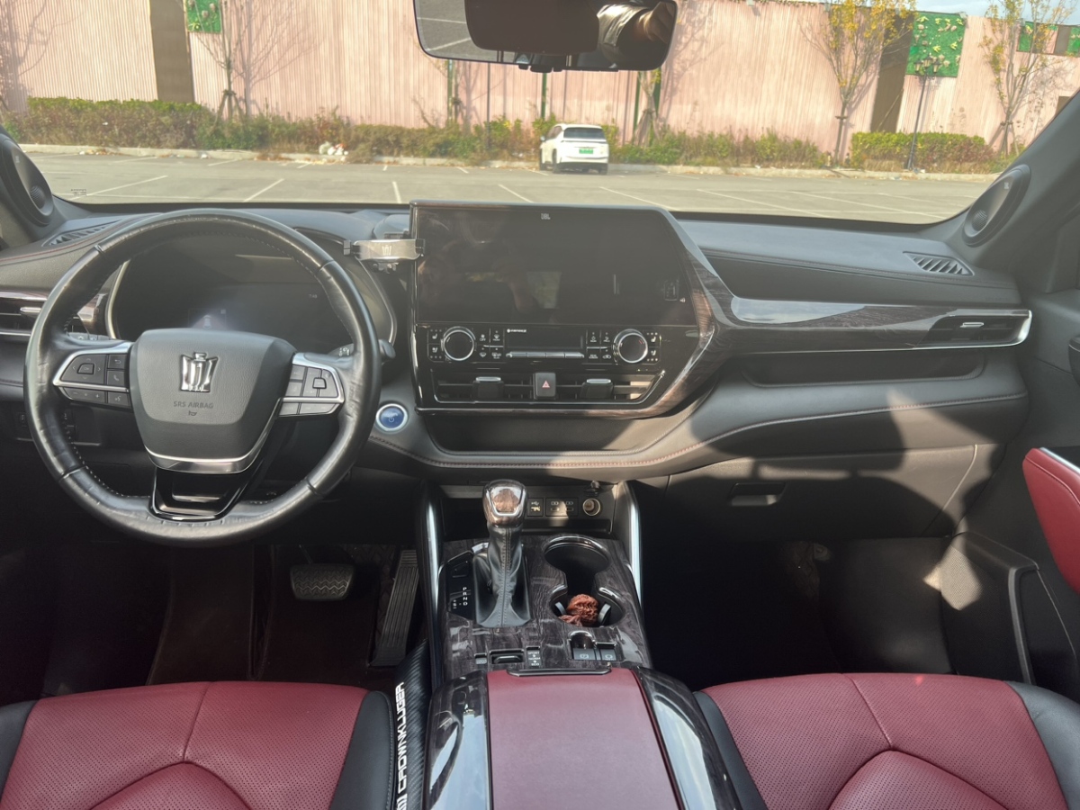 Toyota Crown Kluger 2021 car image #6