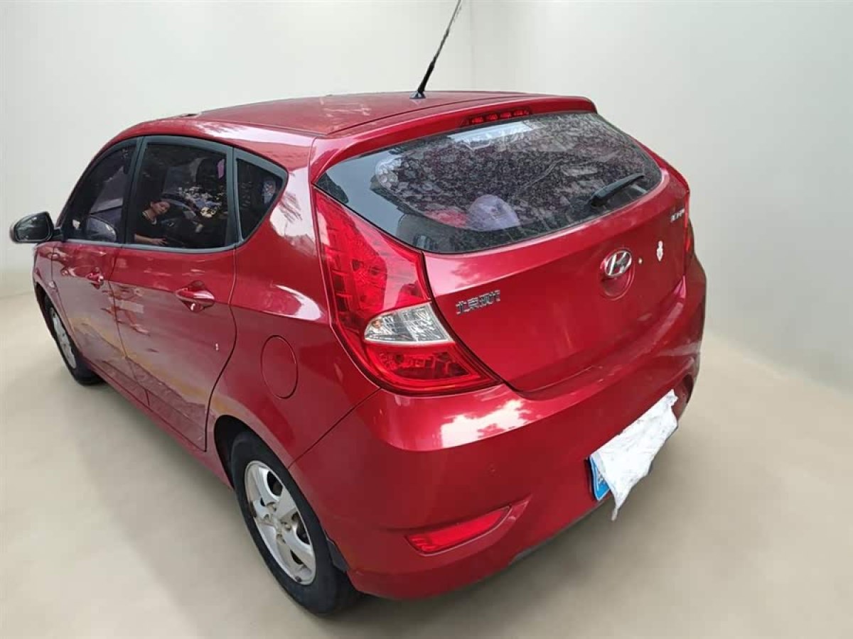 Hyundai Reina Hatchback 2015 #6 Hyundai Reina Hatchback 2015 immagine di auto #6