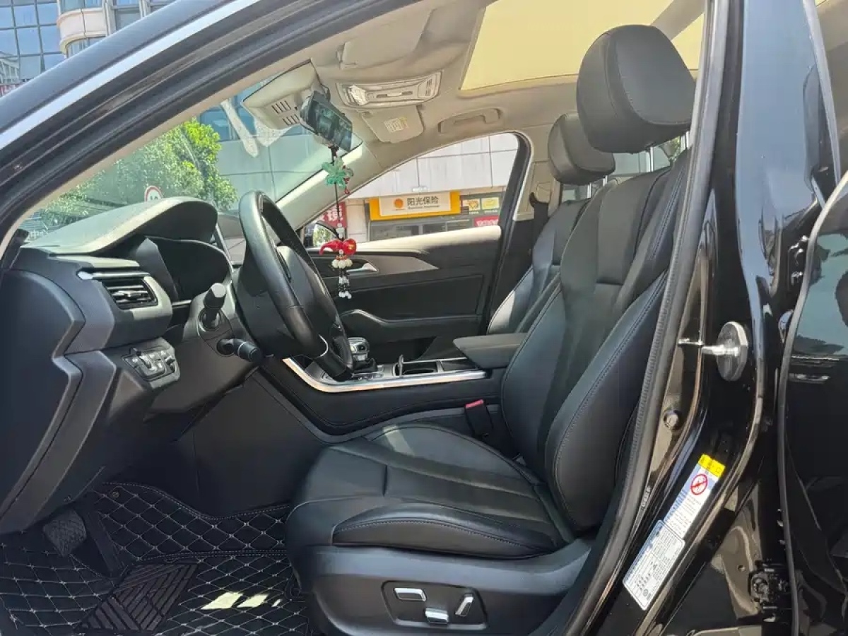 HongQi H5 2022 #6 HongQi H5 2022 car image #6