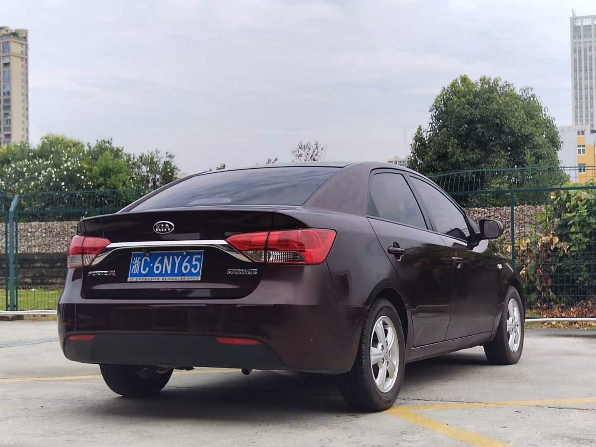 Kia Forte 2014 imagem de carro #6