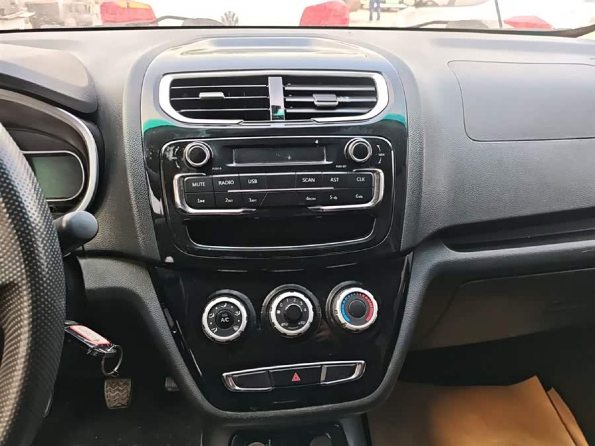 SWM X2 2021 imagen de coche #6