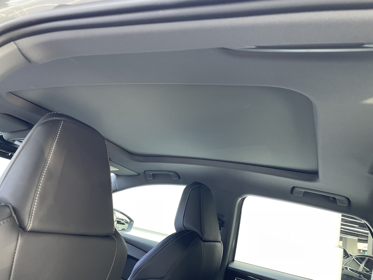 Audi Q4 e-tron 2024 immagine di auto #6