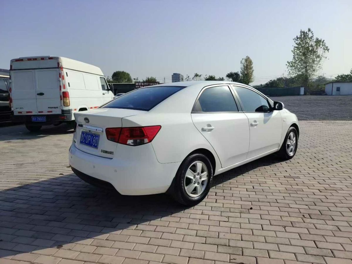 Kia Forte 2012 imagen de coche #6