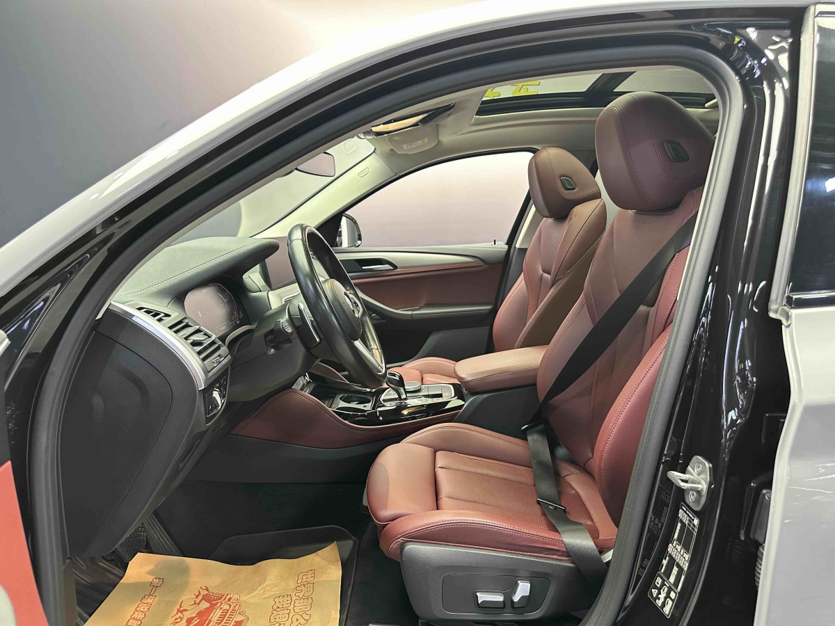 BMW X4 M 2021 car image #6