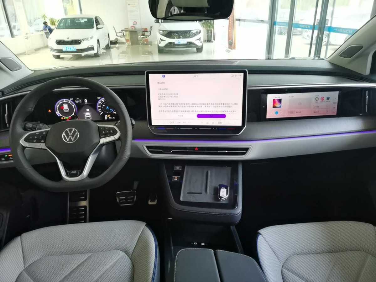 Volkswagen Talagon 2025 #6 Volkswagen Talagon 2025 car image #6