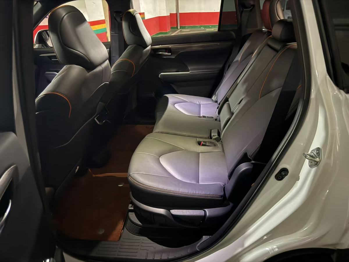 Toyota Crown Kluger 2025 car image #6