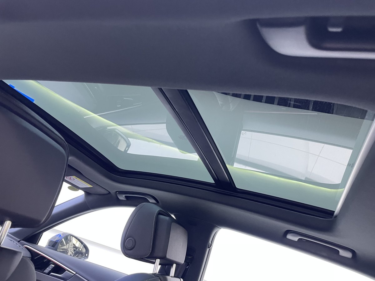 Audi RS 3 2024 car image #6