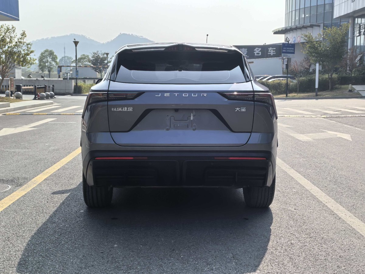 Jetour X70L 2023 car image #6