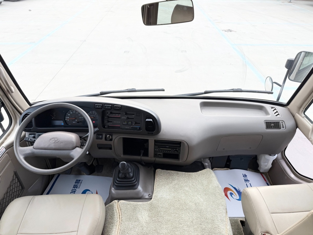 Toyota Coaster 2010 #6 Toyota Coaster 2010 imagen de coche #6