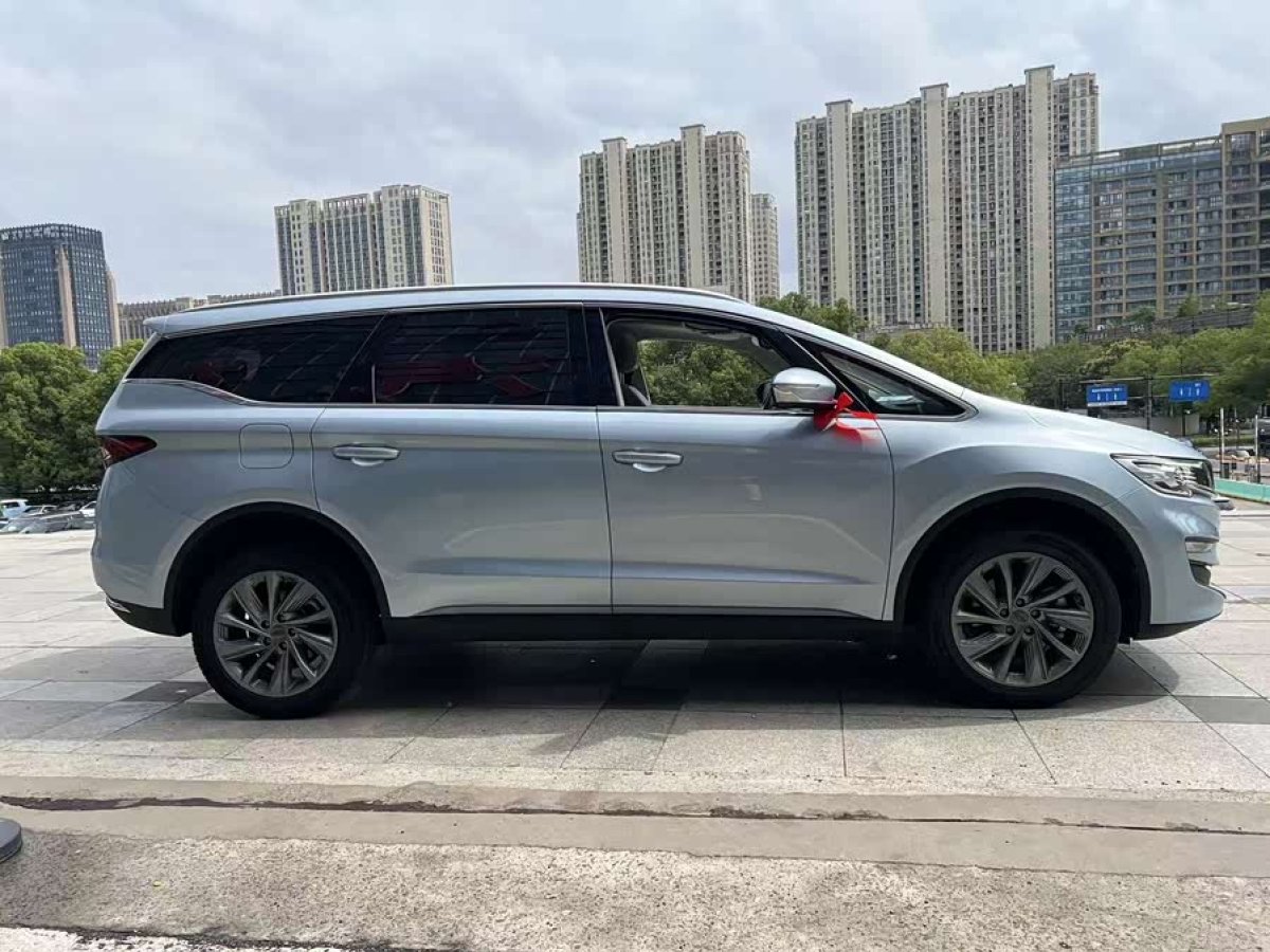 GEELY JiaJi New Energy 2021 car image #6