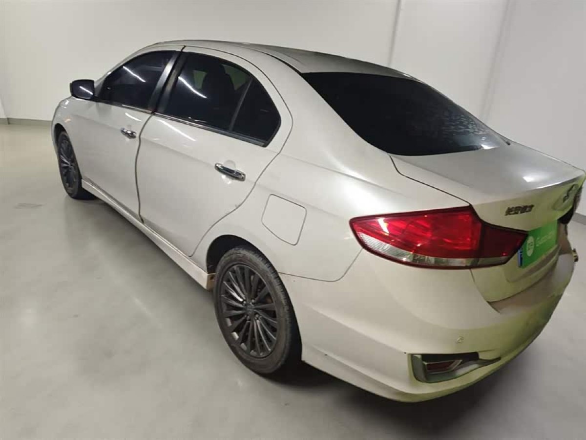 Suzuki Ciaz 2017 изображение автомобиля #6