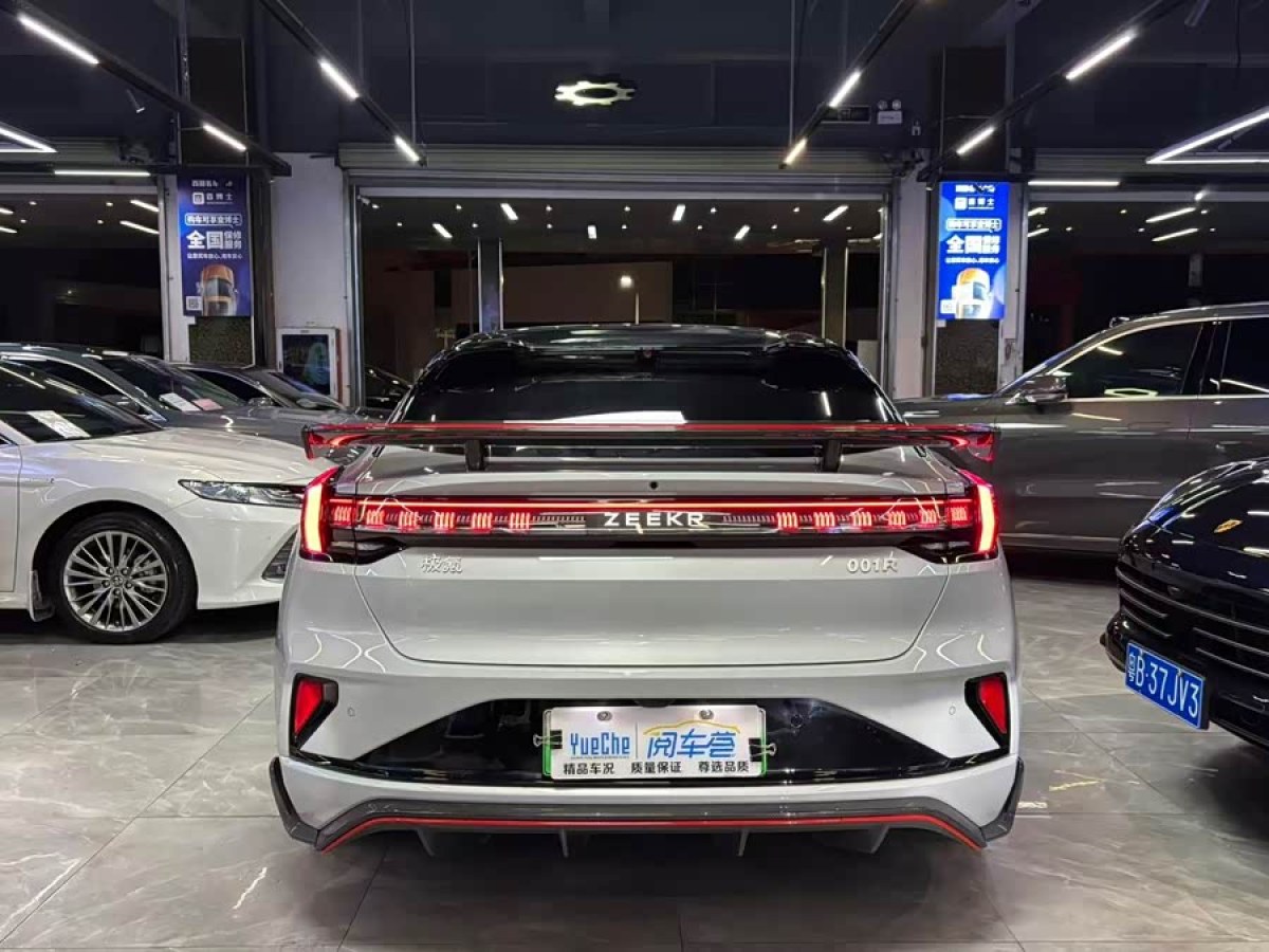 极氪 极氪001 FR 2024 汽车图片 #6