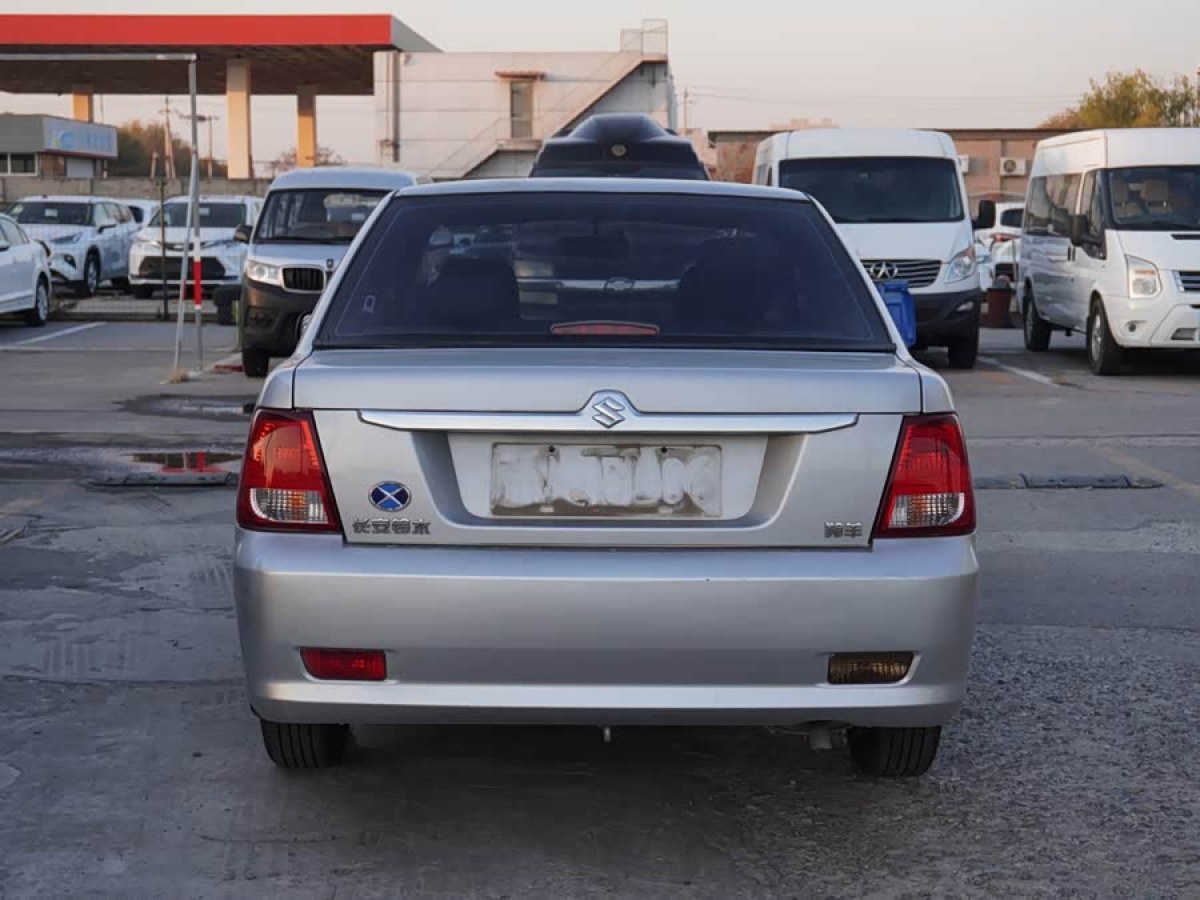 铃木 羚羊 2013 汽车图片 #6