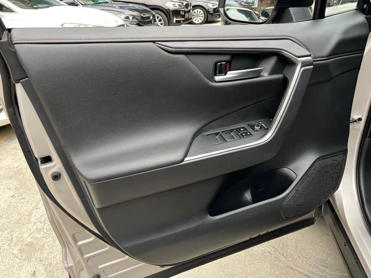 Toyota Wildlander New Energy 2021 #6 Toyota Wildlander New Energy 2021 immagine di auto #6