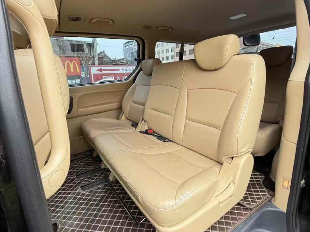 Hyundai H-1 2015 #6 Hyundai H-1 2015 car image #6