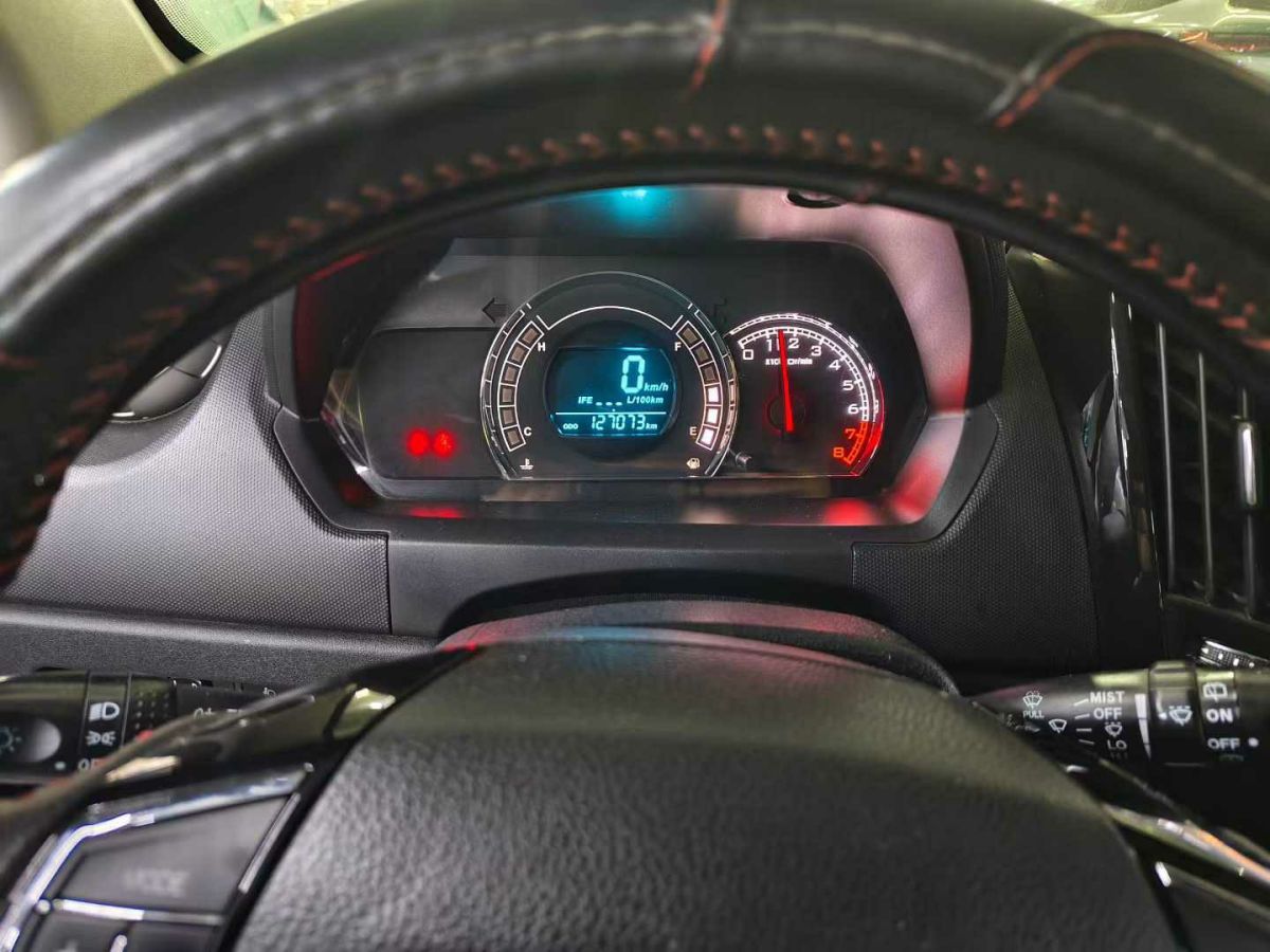 Great Wall M4 2013 صورة سيارة #6