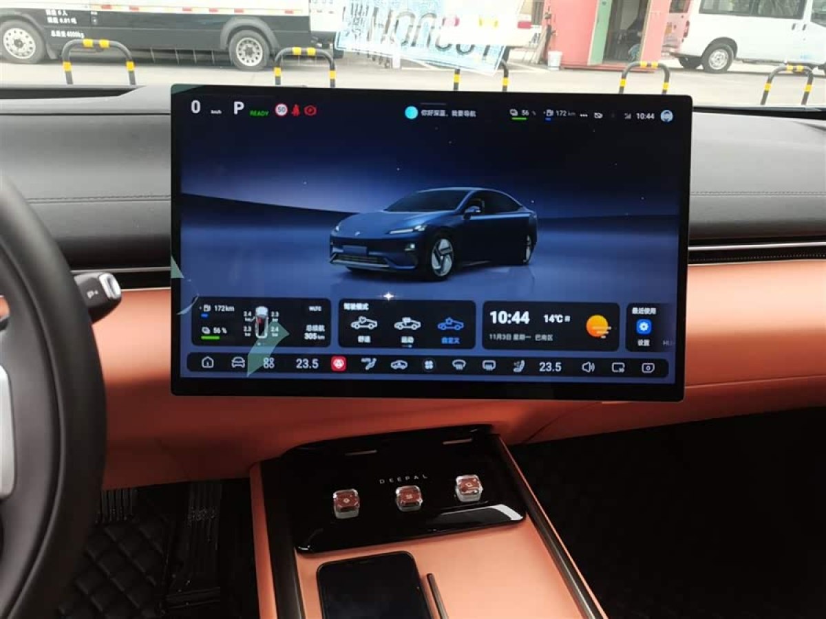 Deepal L07 2025 #6 Deepal L07 2025 car image #6