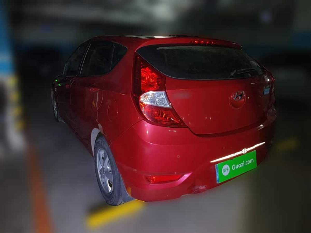 Hyundai Reina Hatchback 2016 car image #6