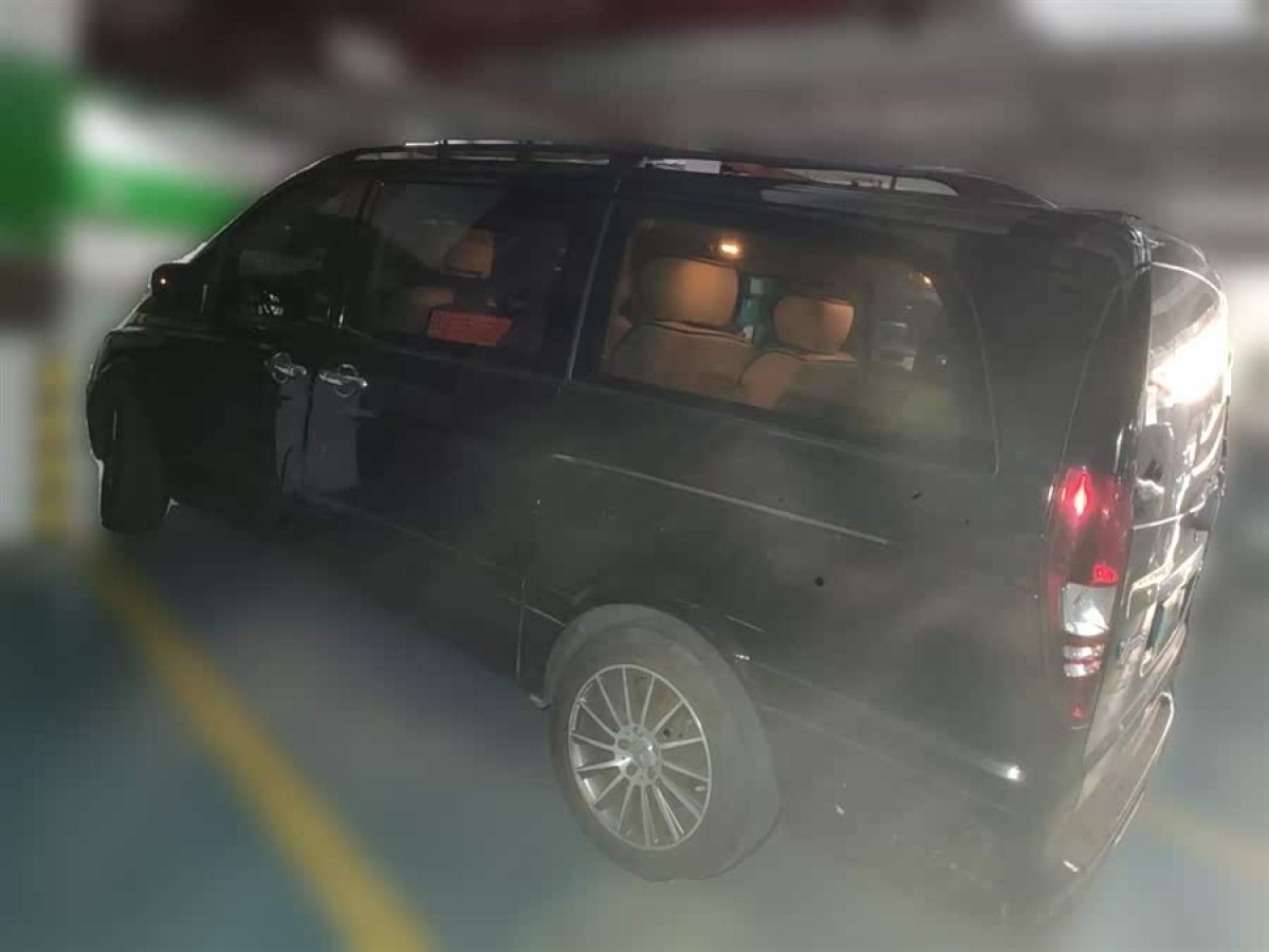 Mercedes-Benz Viano (Imported) 2014 car image #6