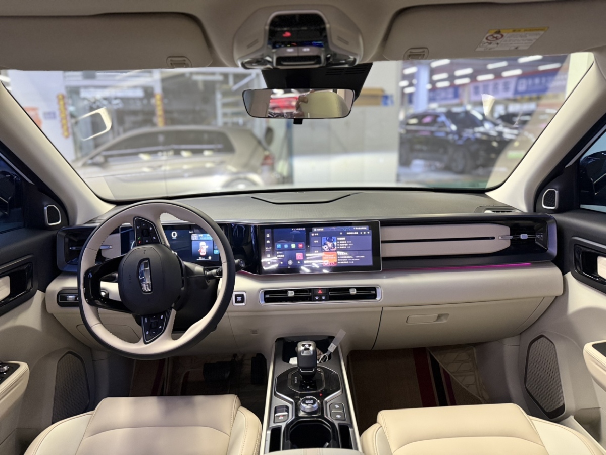 GEELY ICON 2023 car image #6