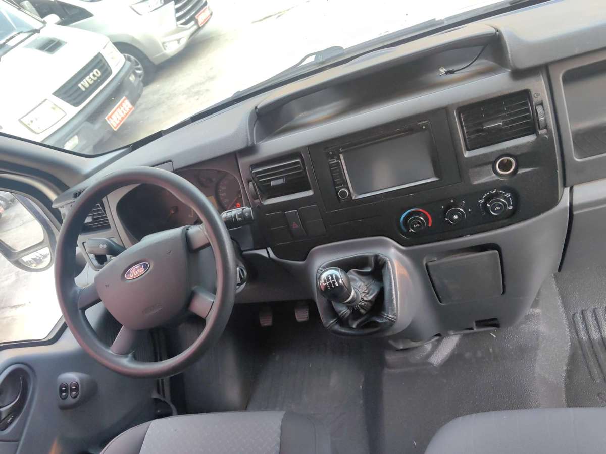 Ford Transit 2017 #6 Ford Transit 2017 car image #6