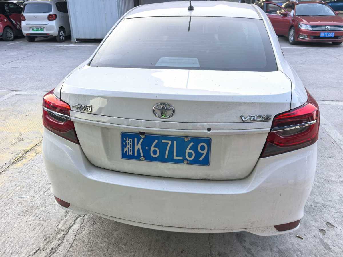 Toyota Vios 2021 изображение автомобиля #6